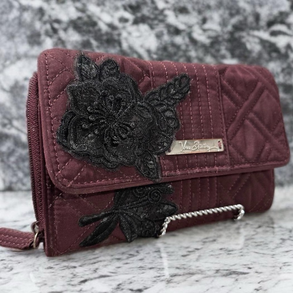 FREE* Vera Bradley Ultimate Trifold Accordion Wallet Rehabbed Floral Accents GUC - Picture 7 of 17